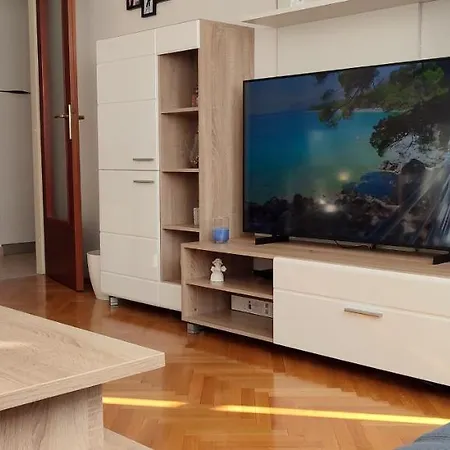 Nikolic Apartamento *